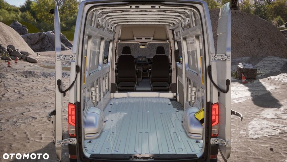 Volkswagen Crafter - 13