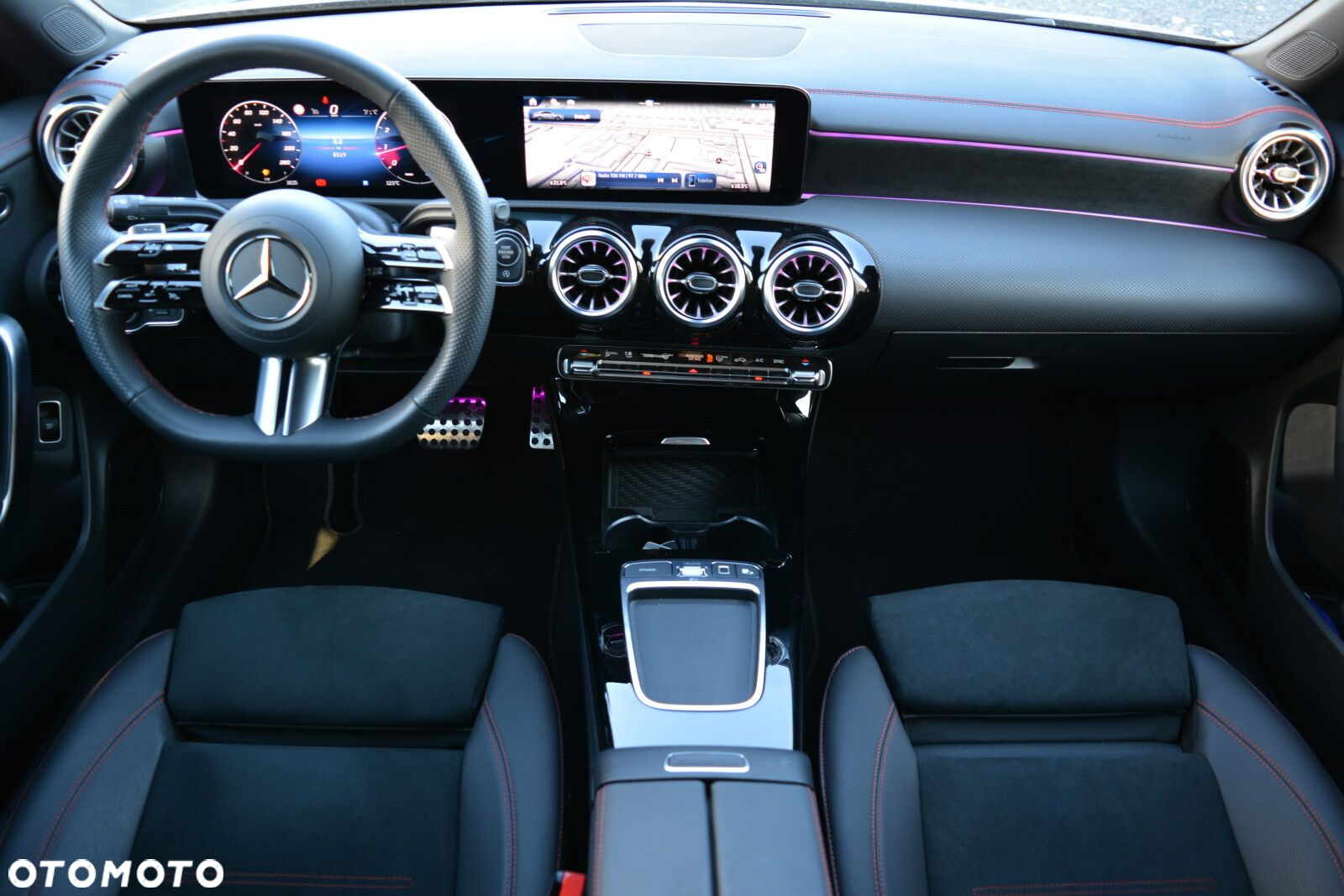 Mercedes-Benz CLA 200 Progressive 7G-DCT - 19