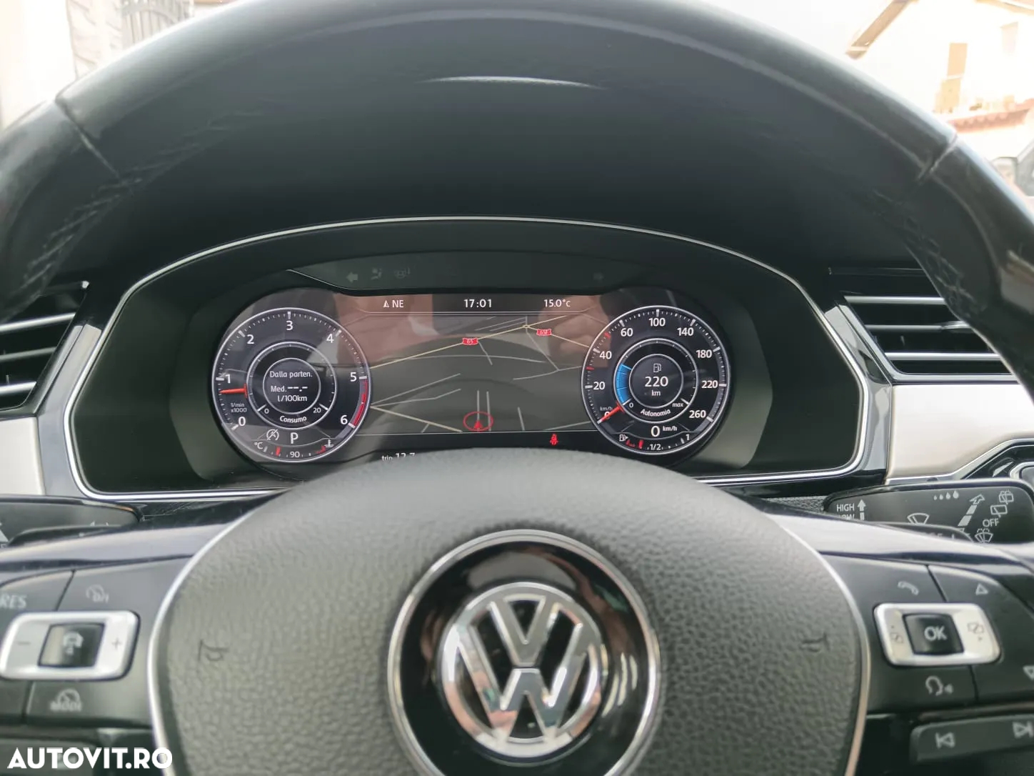 Volkswagen Passat Variant 2.0 TDI DSG Highline - 28