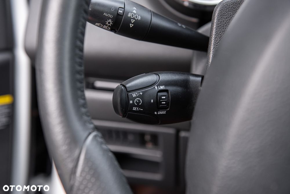 Peugeot 3008 HDi FAP 165 Automatik Allure - 21