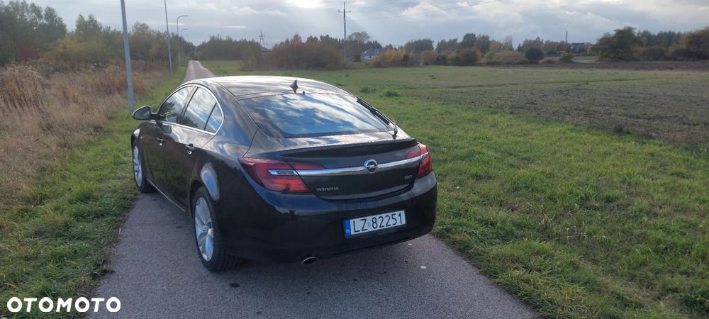 Opel Insignia 2.0 CDTI Cosmo S&S - 4