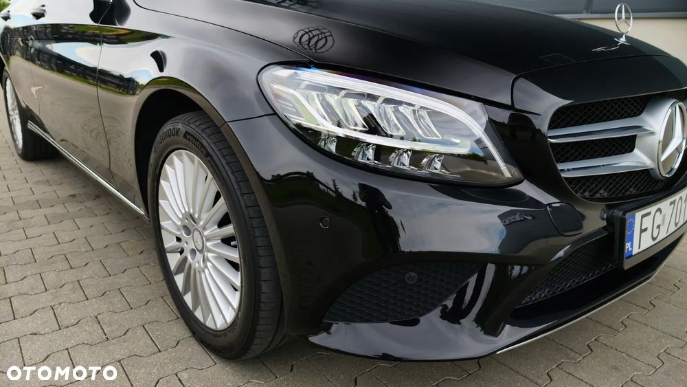 Mercedes-Benz Klasa C 220 d 9G-TRONIC Avantgarde - 13