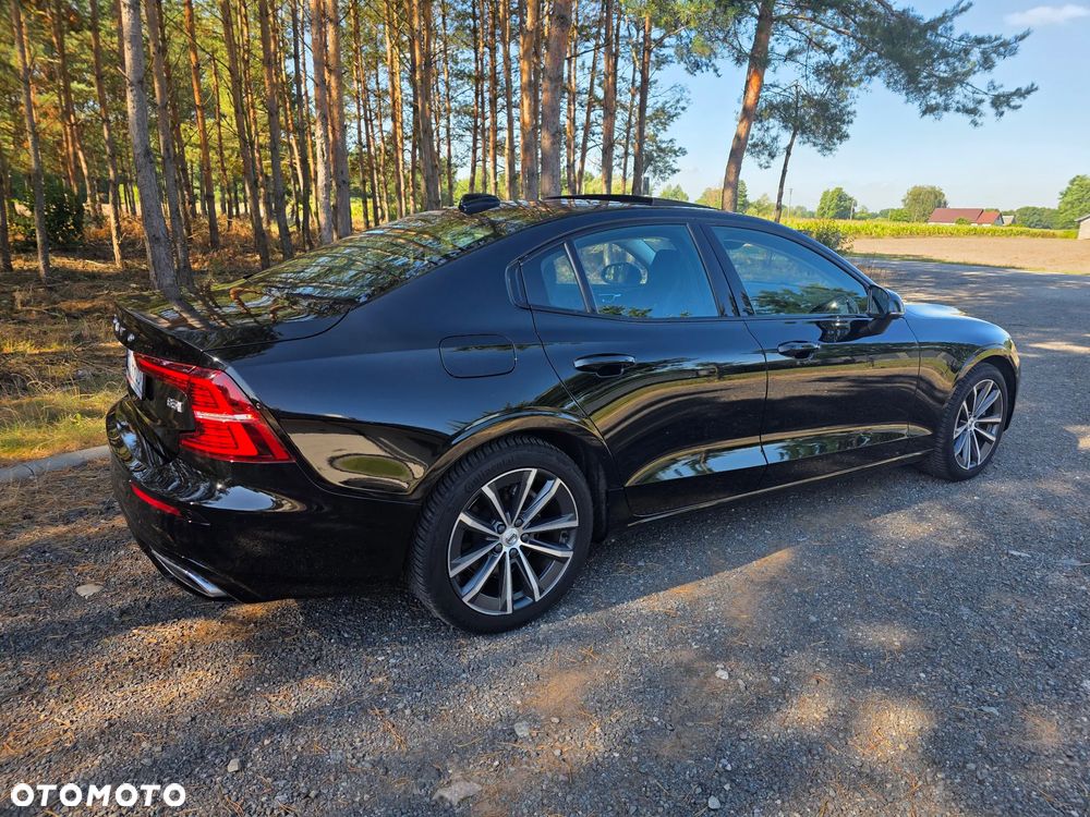 Volvo S60 B5 B AWD R-Design - 8