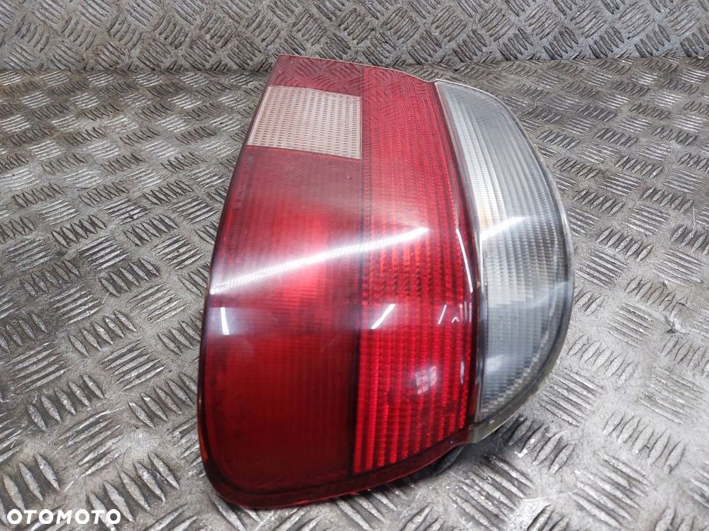 LAMPA PRAWY TYŁ BMW E39 SEDAN - 3