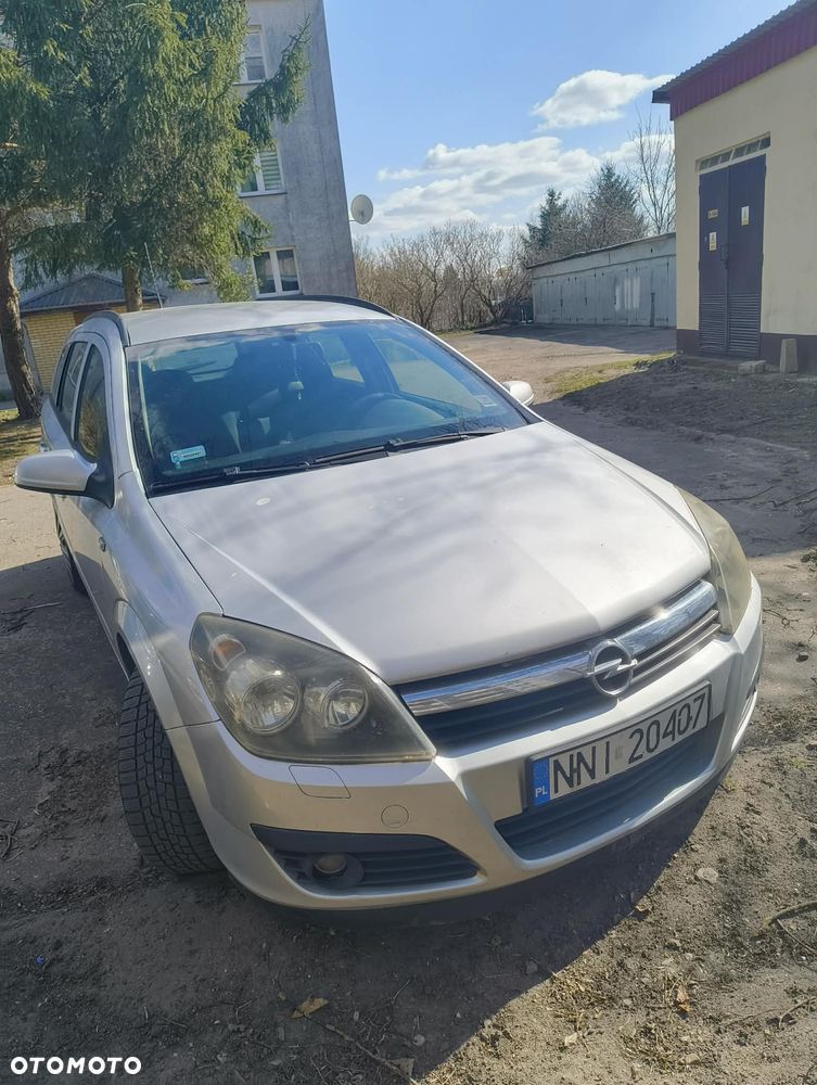 Opel Astra 1.9 CDTI Enjoy - 1