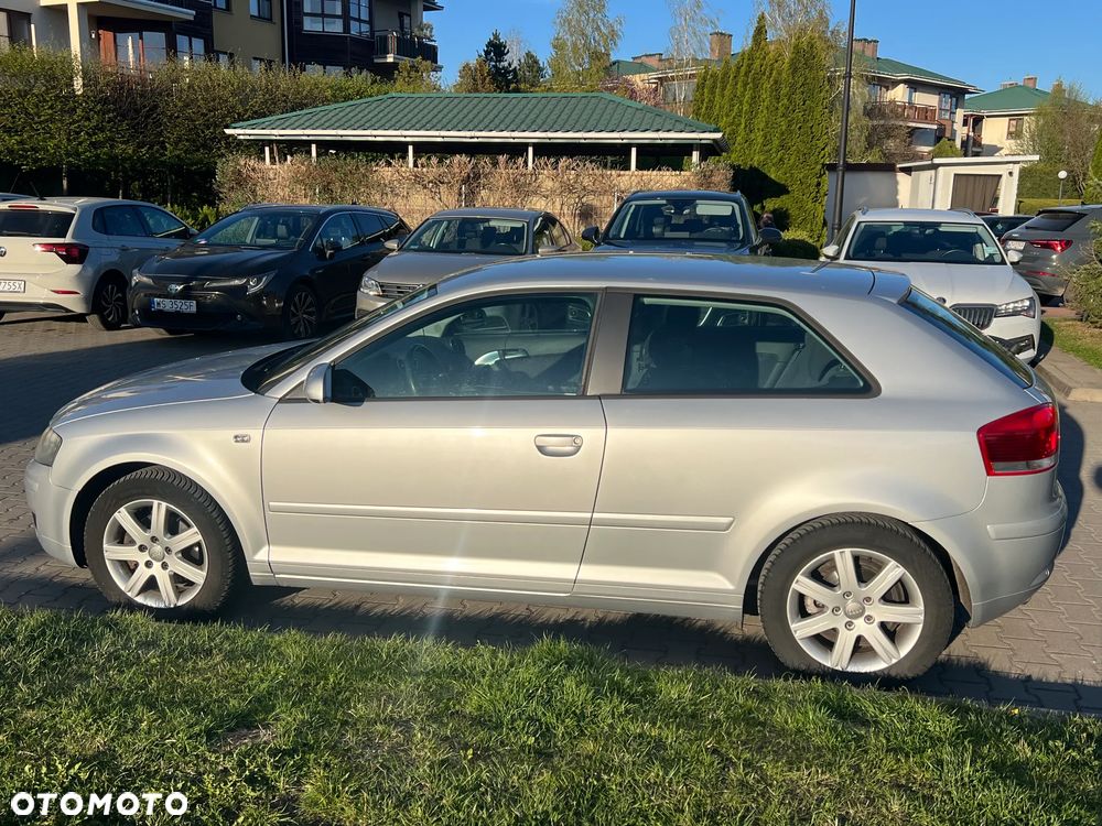 Audi A3 3-drzwiowe 1.4 TFSI Ambiente - 8
