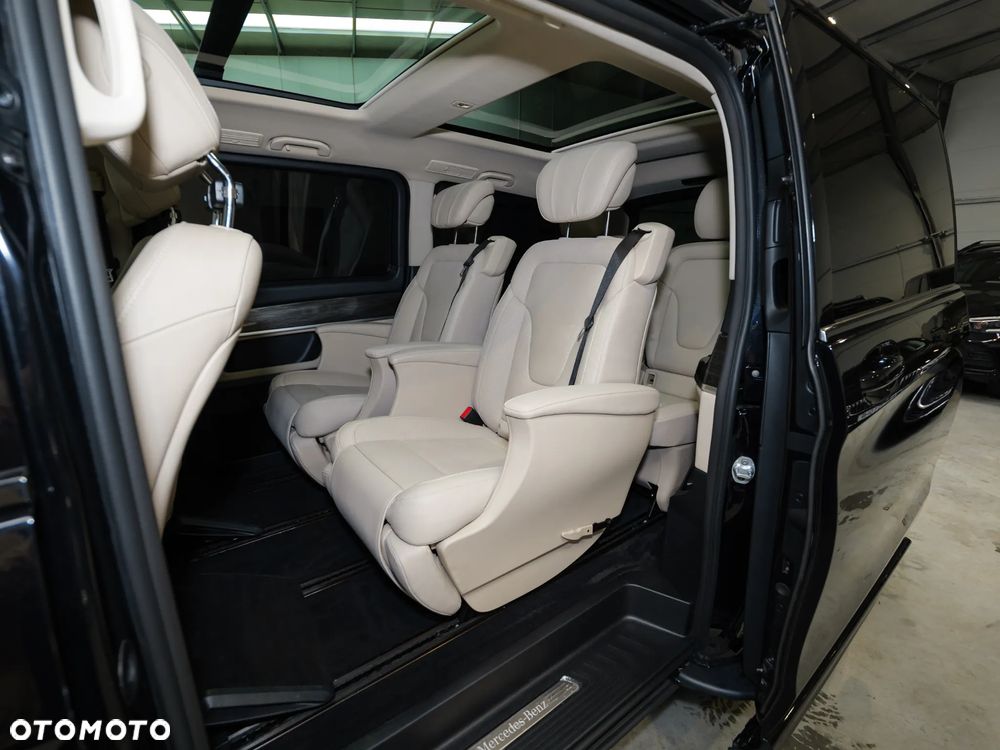 Mercedes-Benz Klasa V 300 d 4-Matic 9G-Tronic (d³ugi) - 16