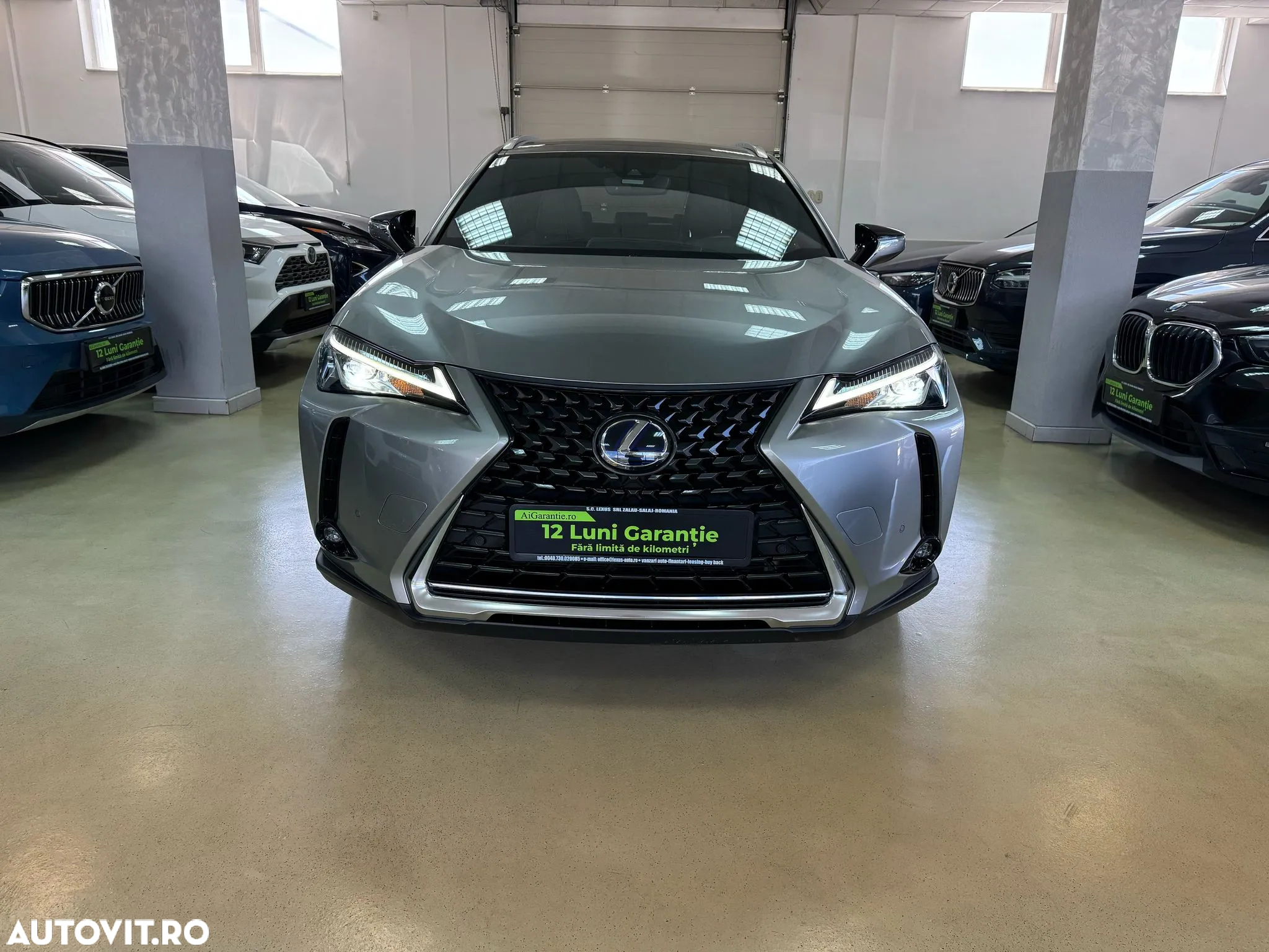 Lexus UX 250h 2.0L HEV 20H- (178 HP) 4X4 CVT F Sport - 4