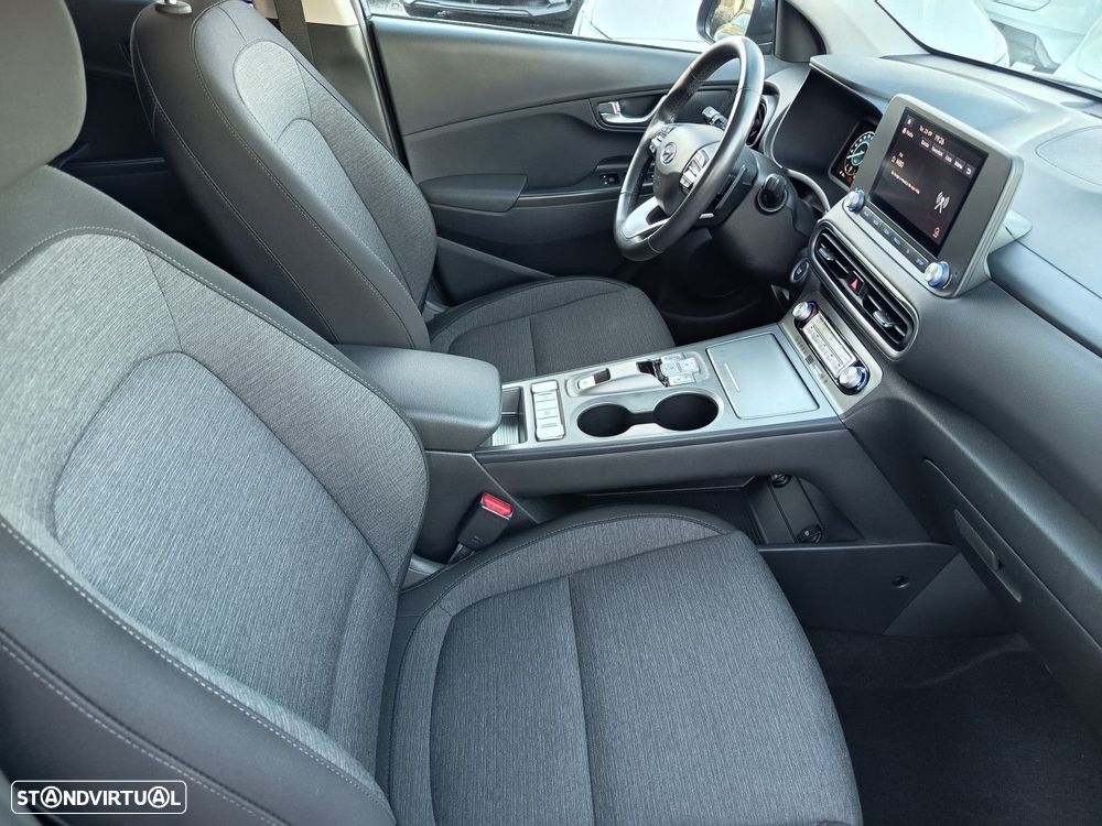 Hyundai Kauai 39 kWh Premium - 16