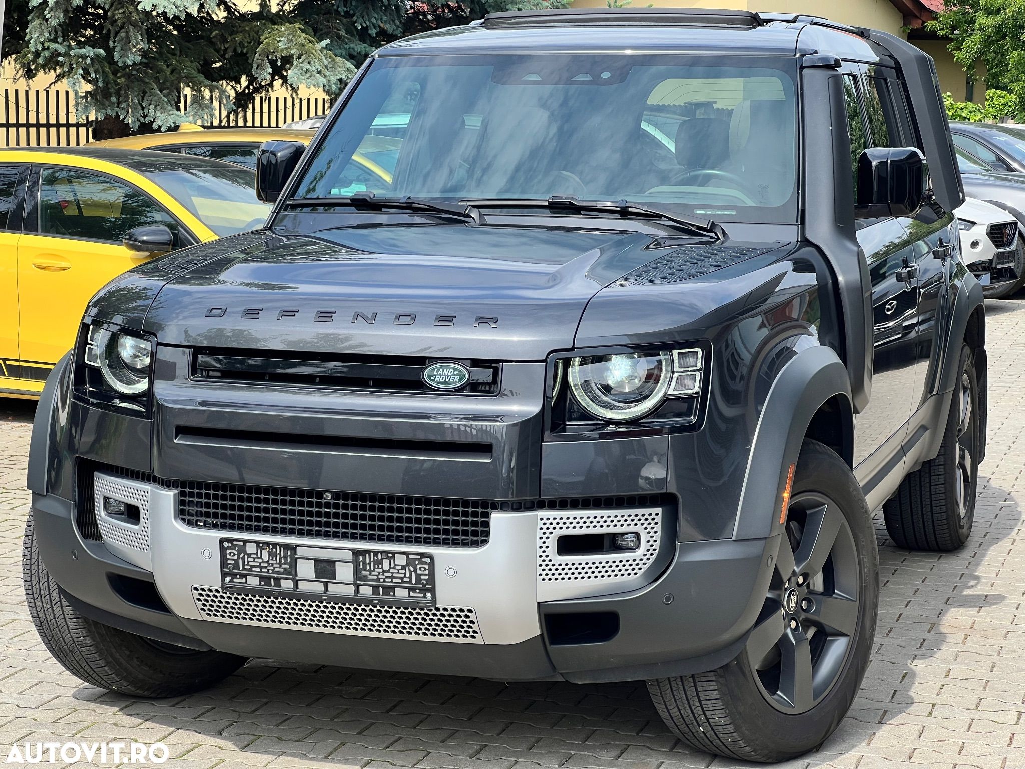 Land Rover Defender 110 3.0P 400 MHEV - 1