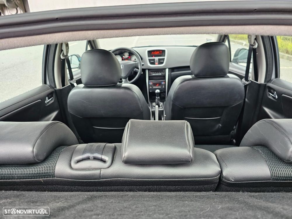 Peugeot 207 1.6 HDi 98g - 10