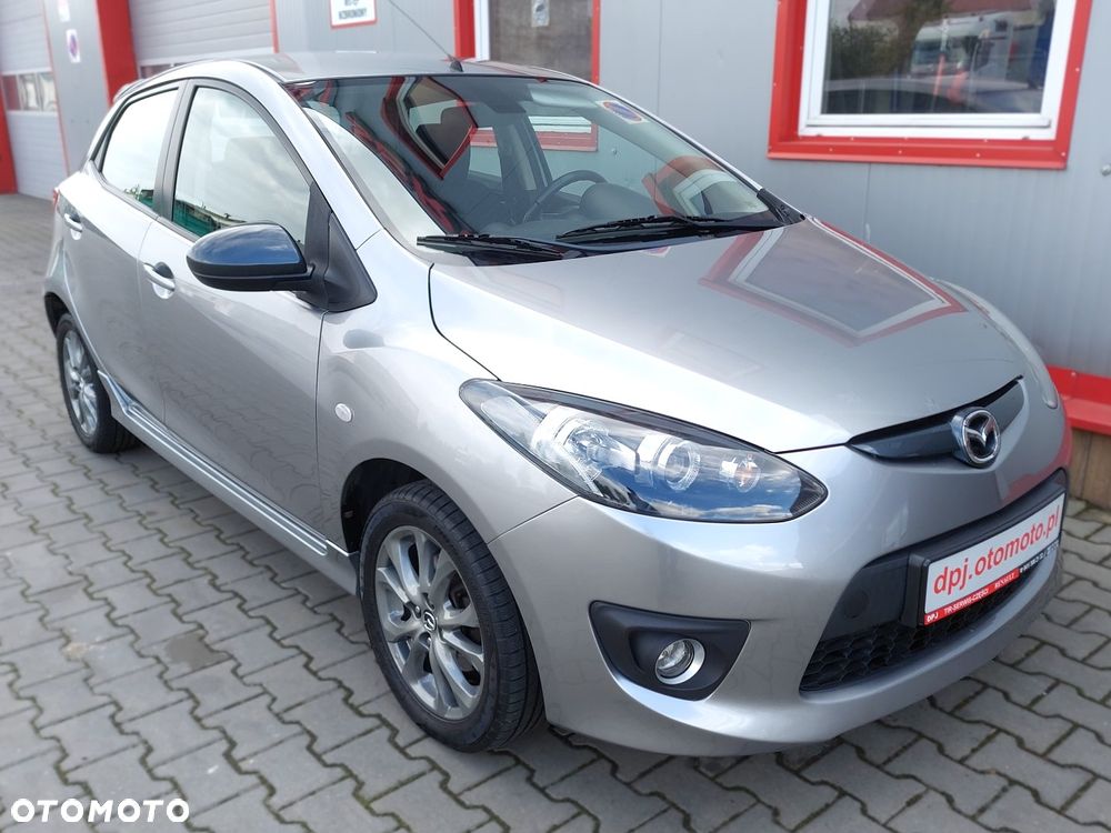 Mazda 2 - 5