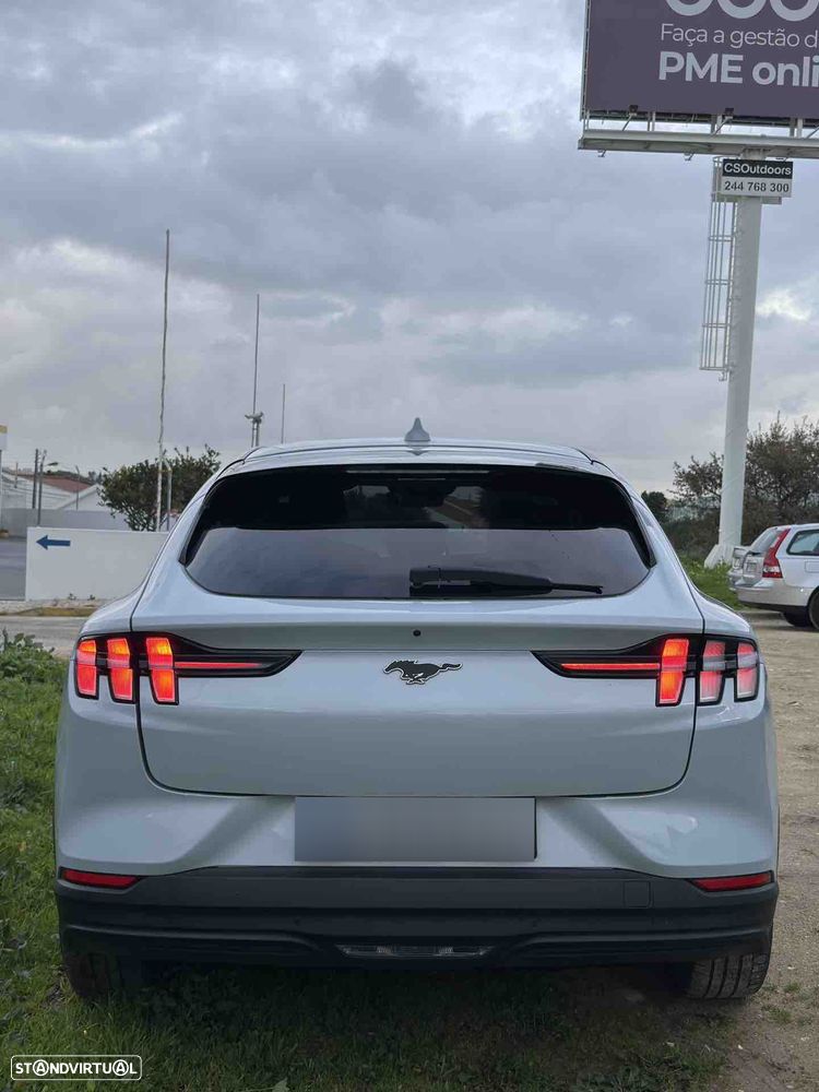 Ford Mustang Mach-E Standard - 15