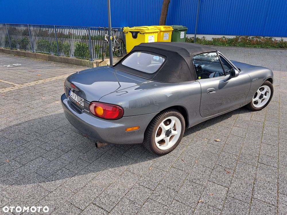 Mazda MX-5 1.9 16V - 8