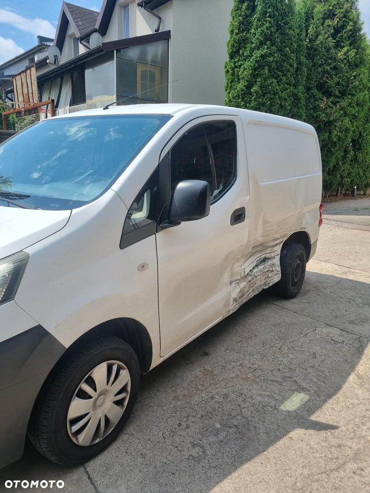 Nissan NV200 - 4