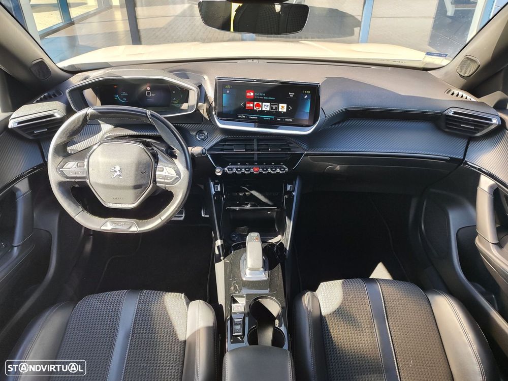 Peugeot e-2008 50 kWh GT - 14
