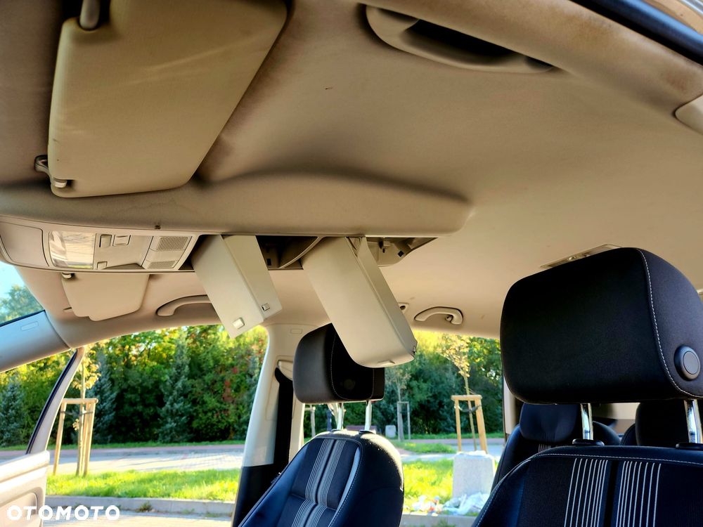 Volkswagen Touran 1.6 TDI DPF CityLine - 12