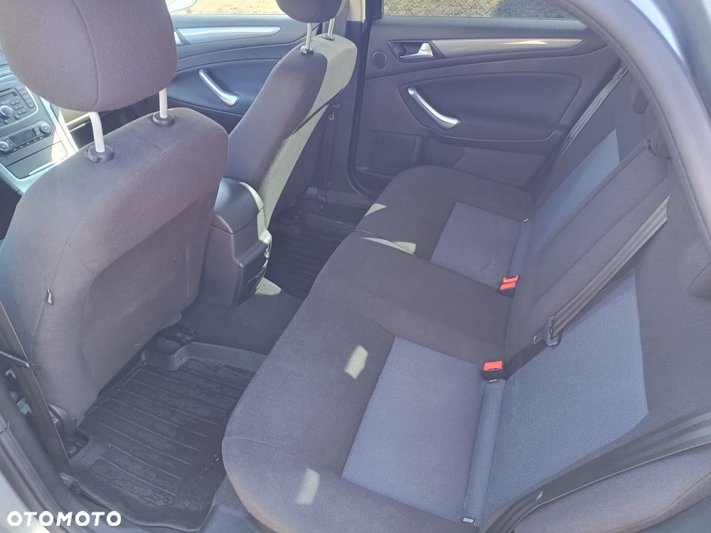Ford Mondeo 2.0 FF Trend - 10