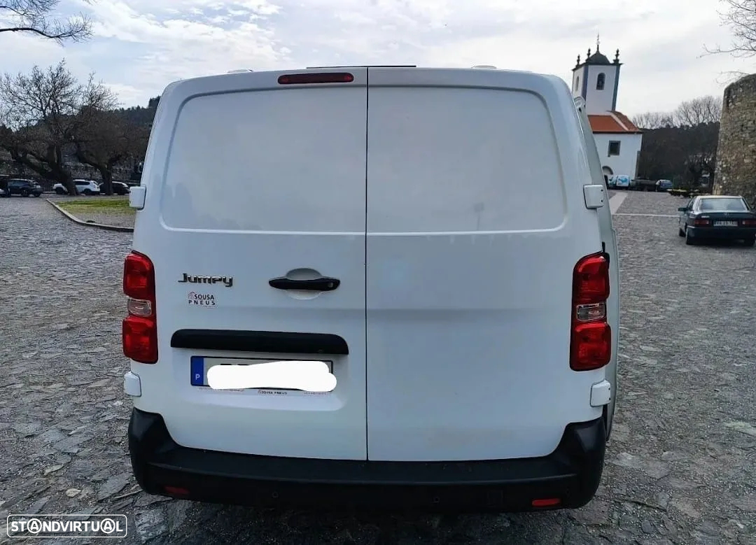 Citroën Jumpy LH2 -2.0 Blue HDI 120 CV 3 Lugares / Longa - 2