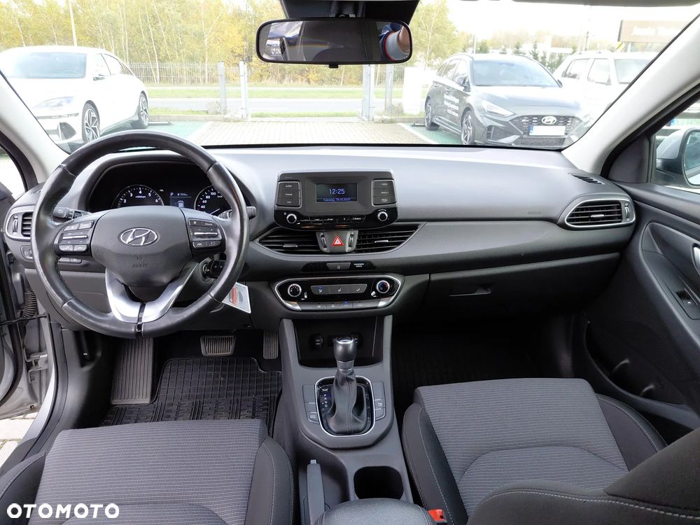 Hyundai i30 1.0 T-GDI Classic + DCT - 19