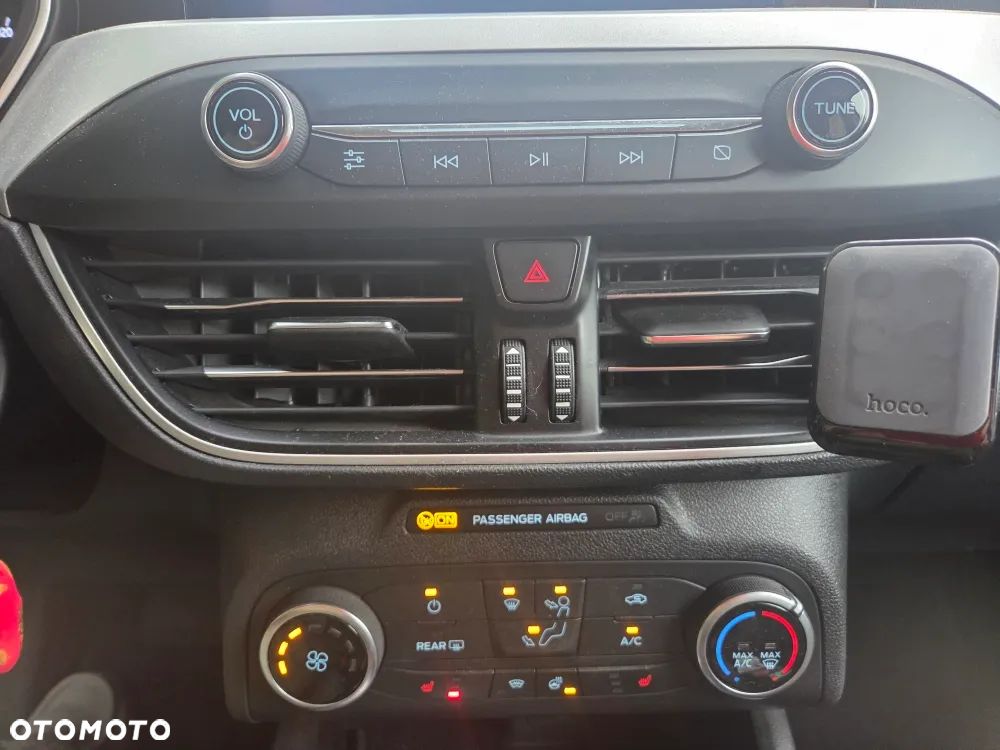 Ford Focus 2.0 EcoBlue Titanium - 4