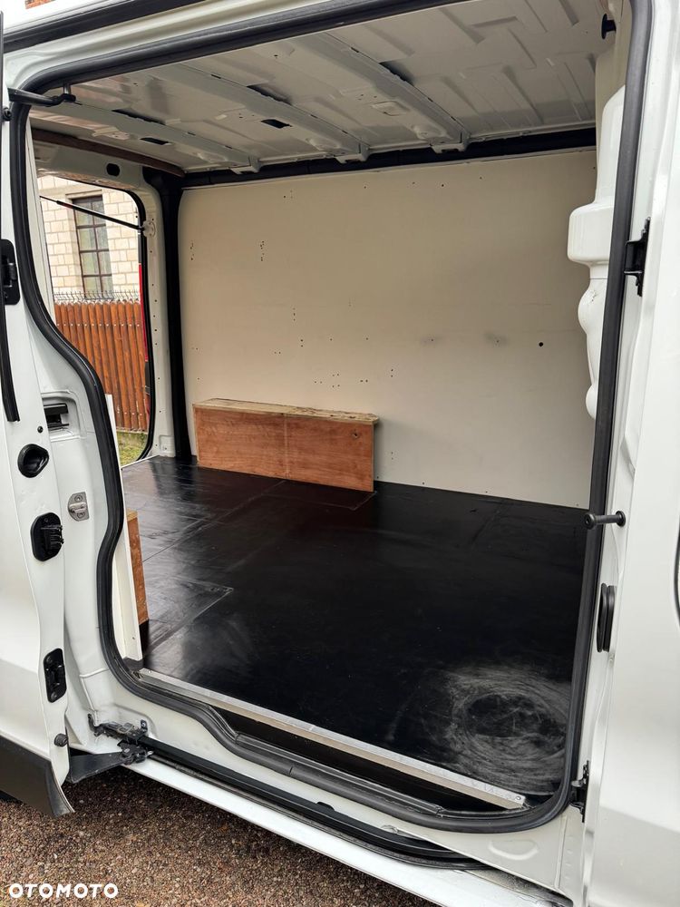 Renault Trafic - 21