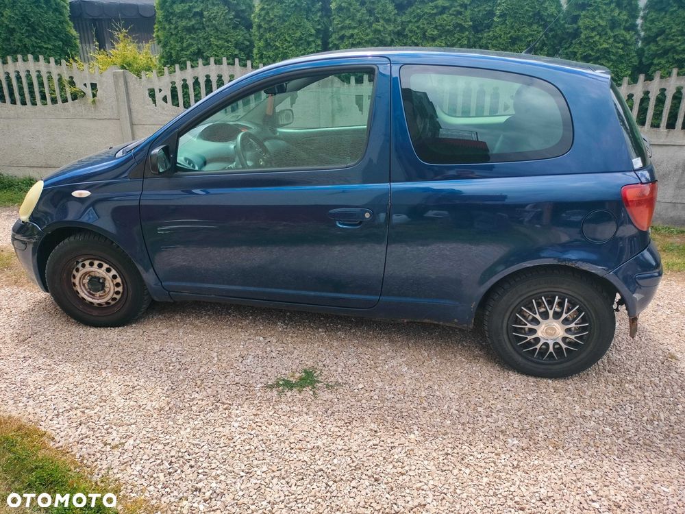 Toyota Yaris - 3