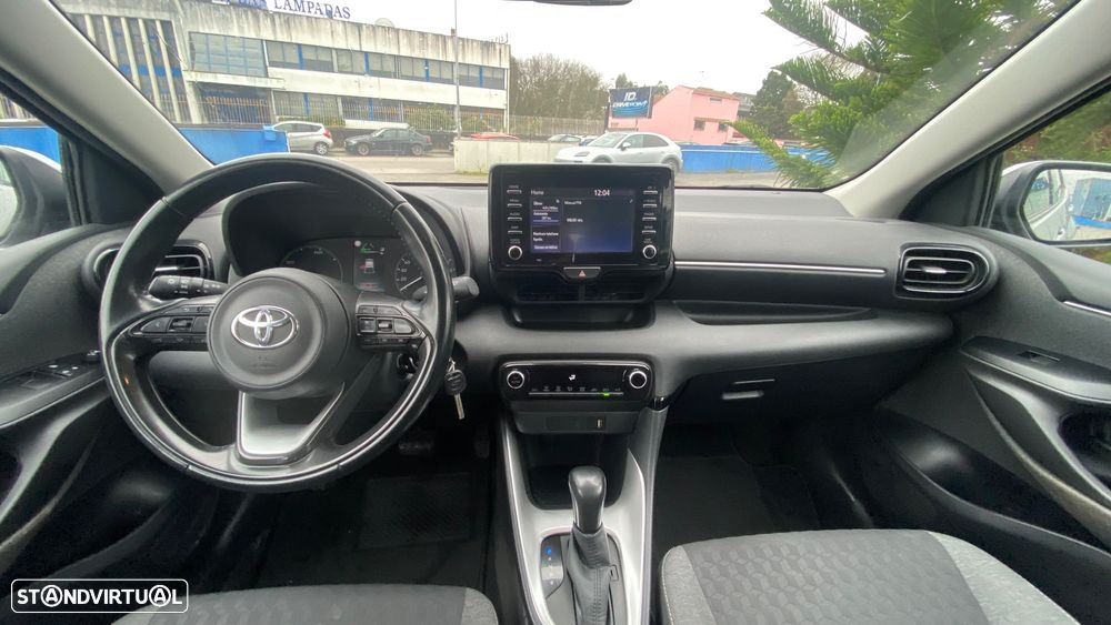 Toyota Yaris 1.5 HDF Comfort - 26