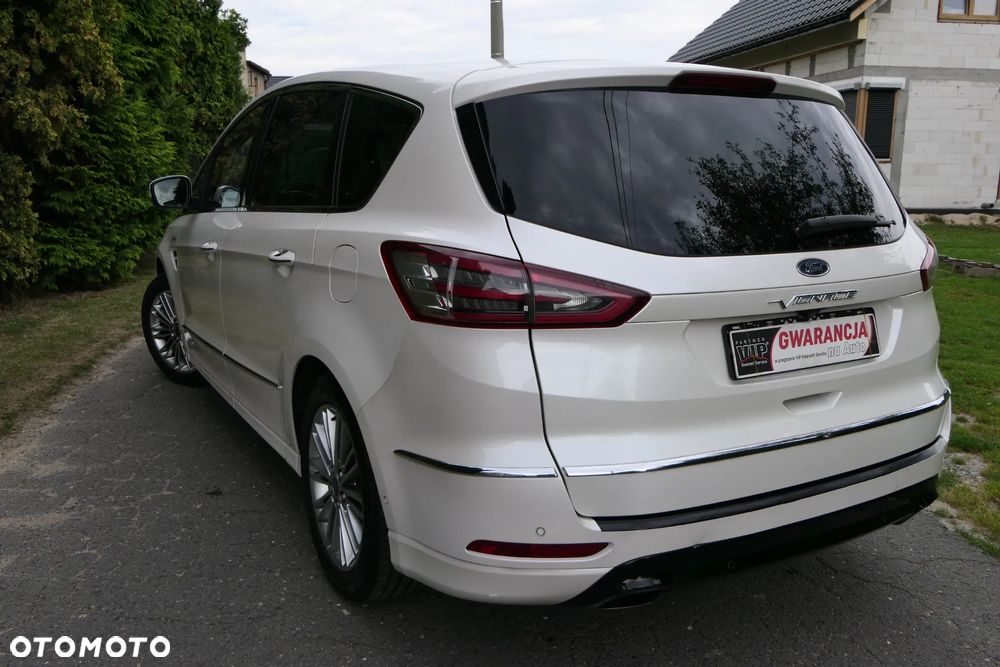 Ford S-Max - 12