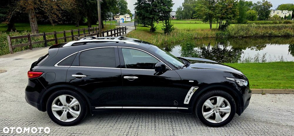 Infiniti FX - 3