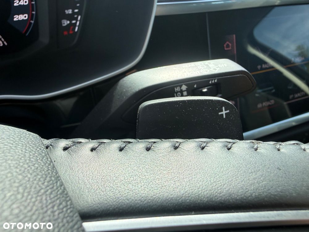 Audi Q3 2.0 TDI S tronic - 33