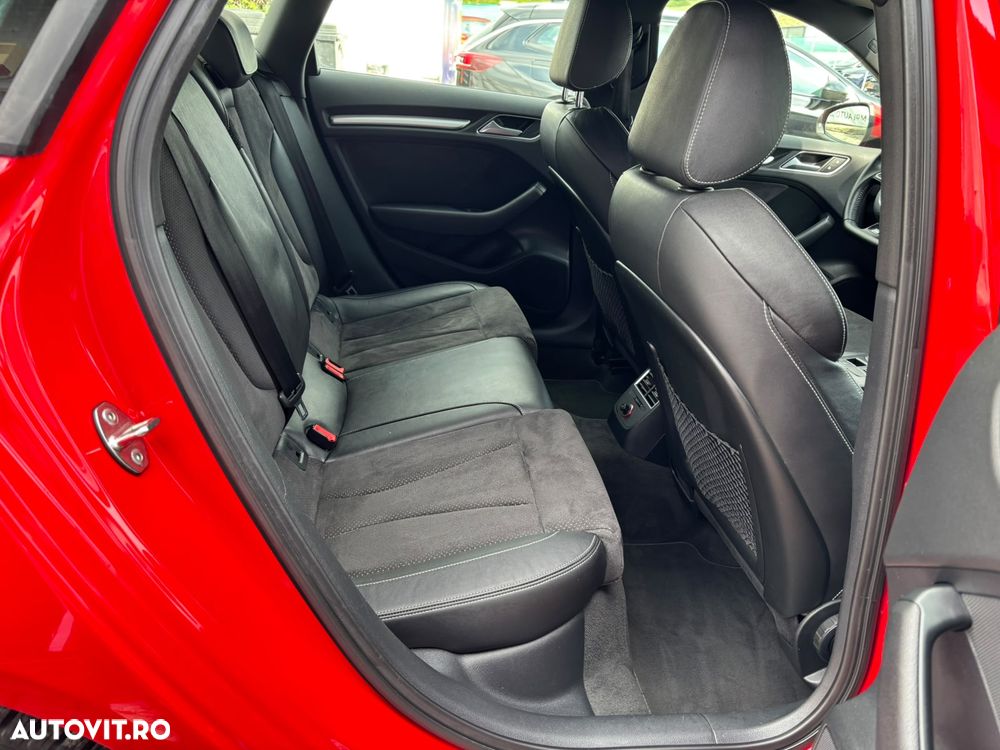 Audi A3 1.8 TFSI Quattro S tronic S line Sportpaket - 36