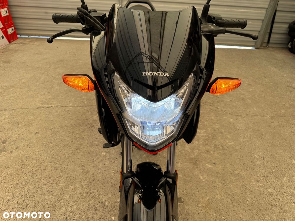 Honda CBF - 17