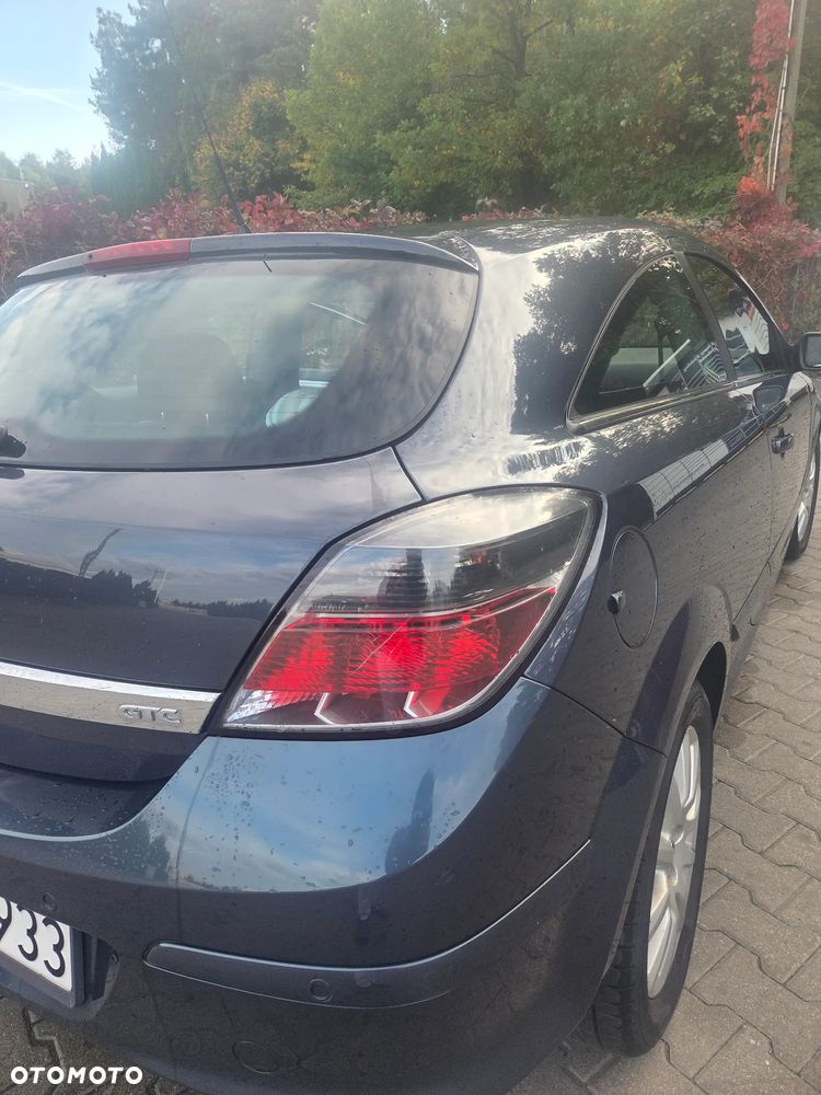 Opel Astra - 2