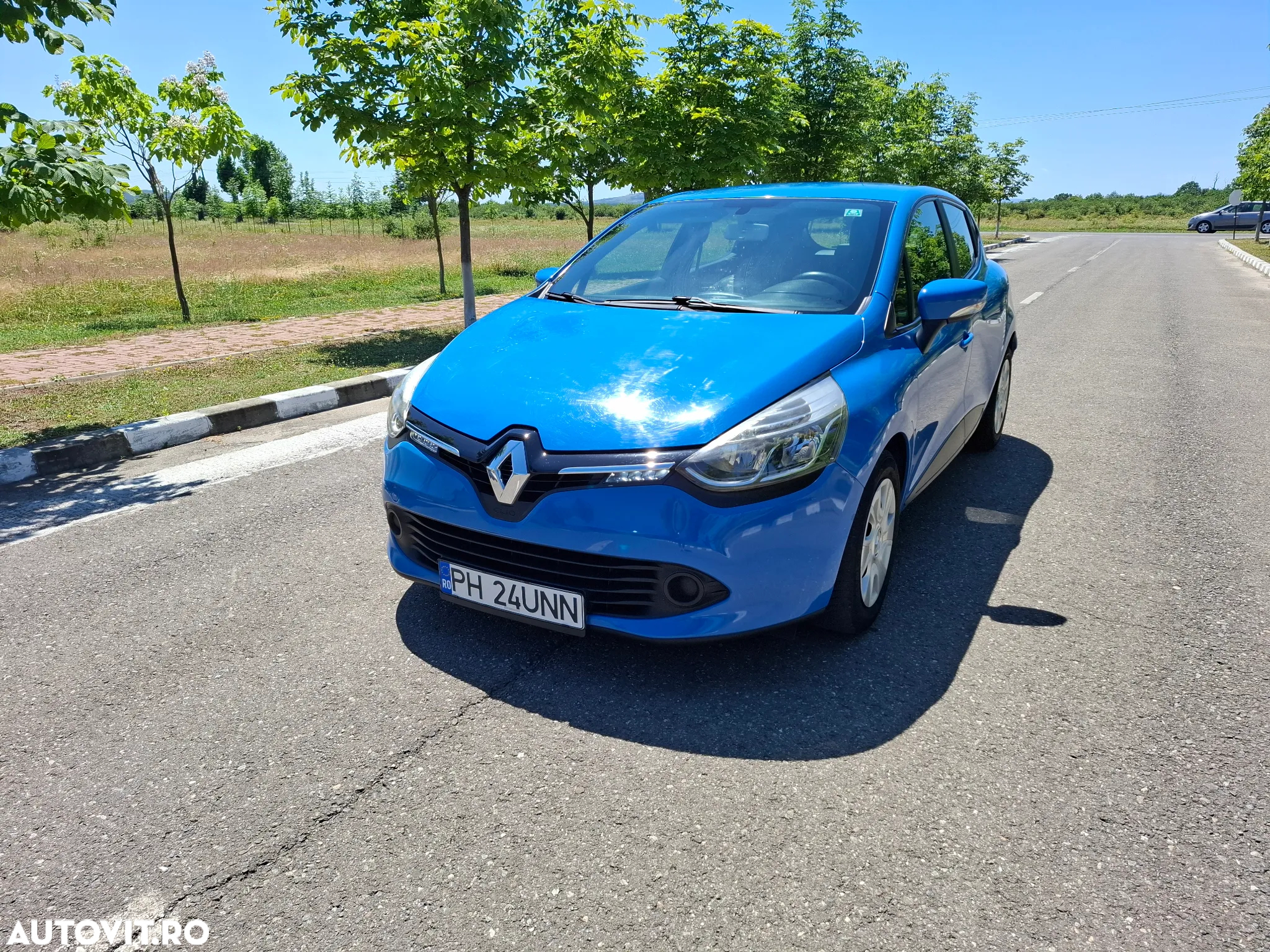 Renault Clio - 2