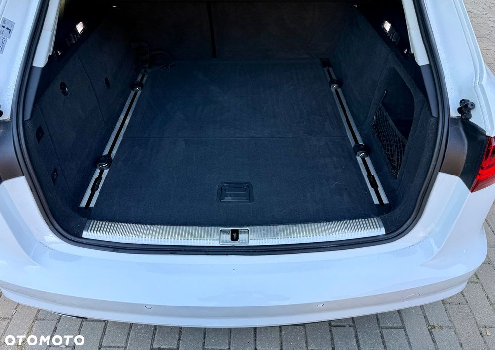 Audi A6 Avant - 25