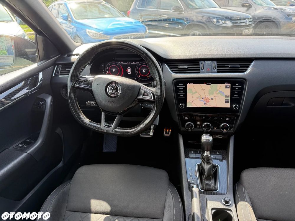 Skoda Octavia 2.0 TDI DSG RS - 14