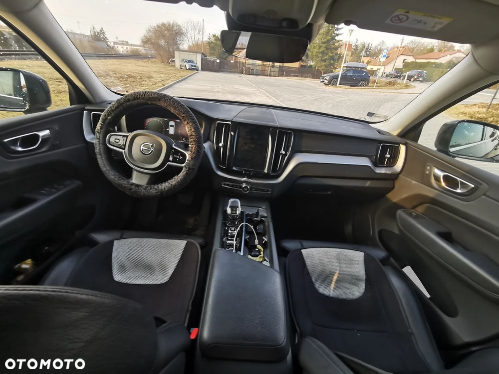 Volvo XC 60 B4 D AWD Inscription - 10