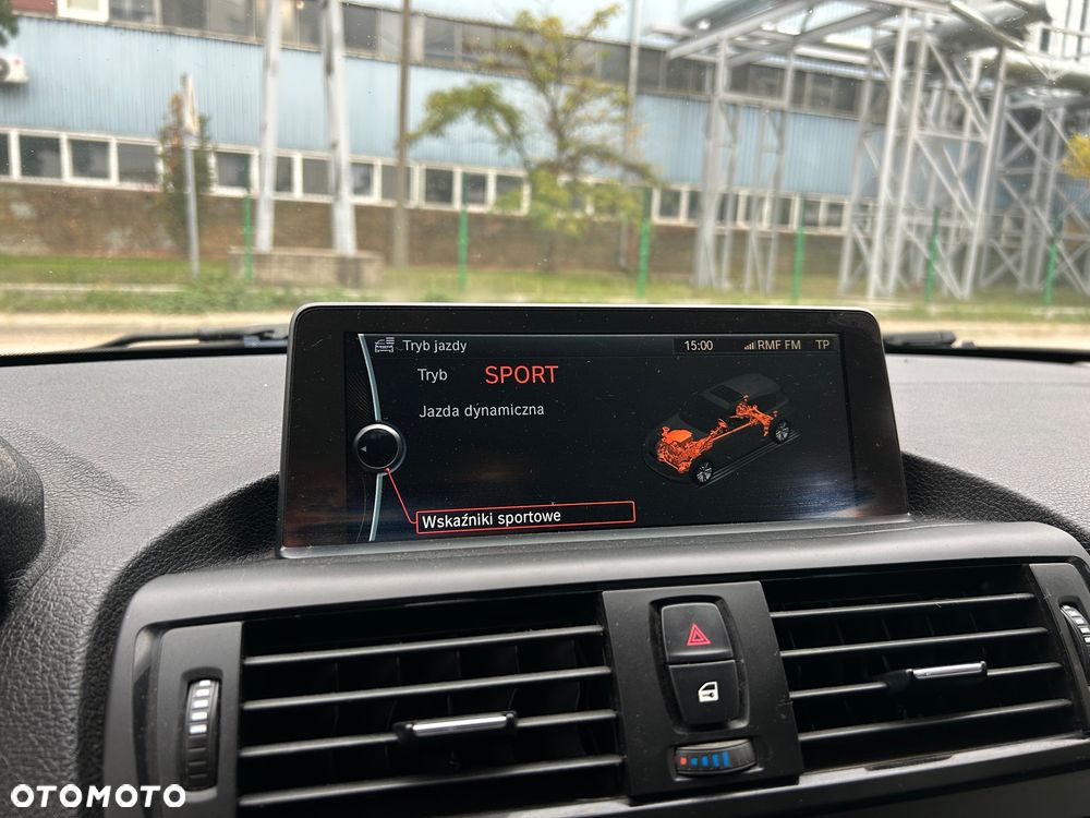 BMW Seria 1 116d Sport Line - 11
