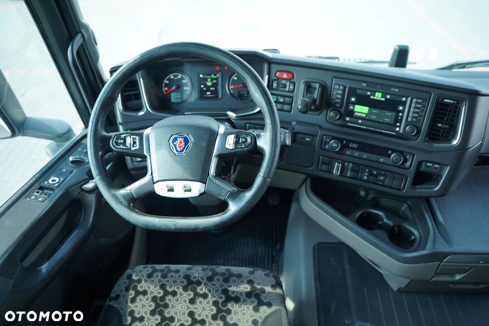Scania R 520 / V8 / RETARDER / HYDRAULIKA / KLIMA POSTOJOWA / CAŁA NA PODUSZKACH / - 27