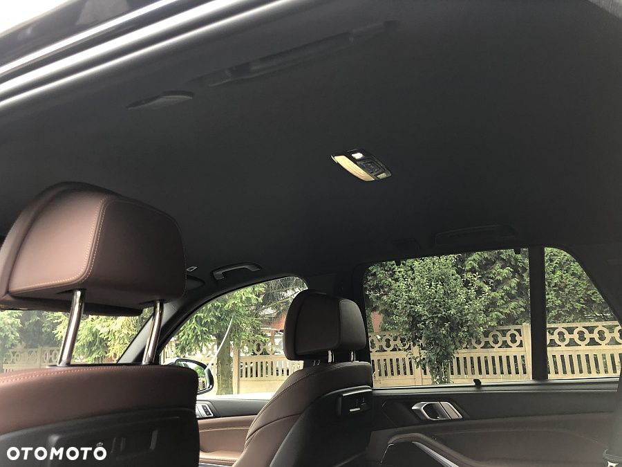 BMW X5 xDrive40d mHEV - 28