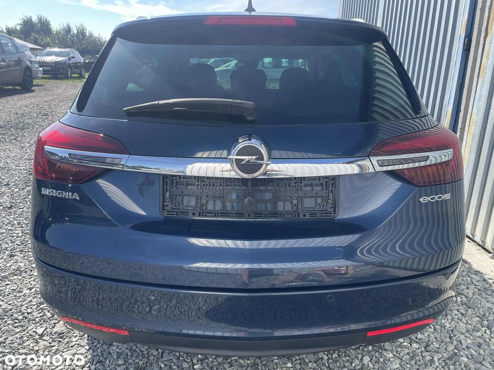 Opel Insignia 1.4 T Cosmo S&S - 8