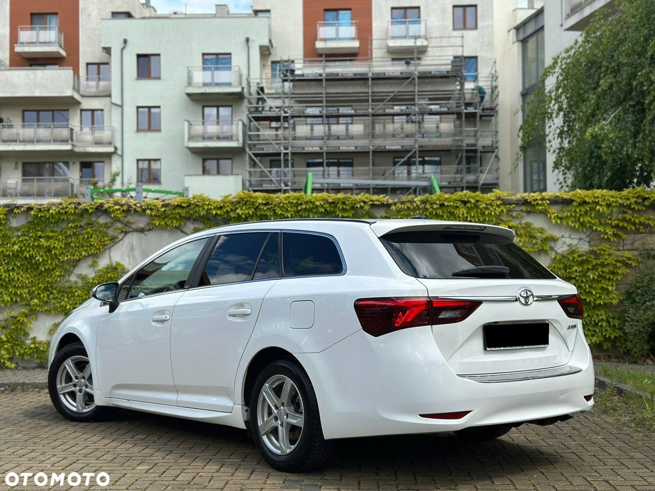 Toyota Avensis Touring Sports 1.8 Edition S+ - 3