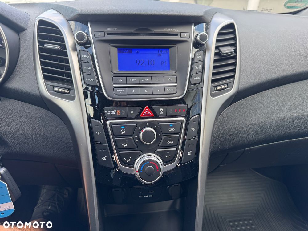Hyundai i30 ver-1-4-premium - 12