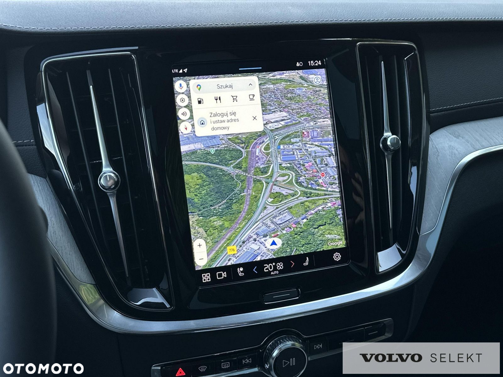 Volvo V60 Cross Country - 15