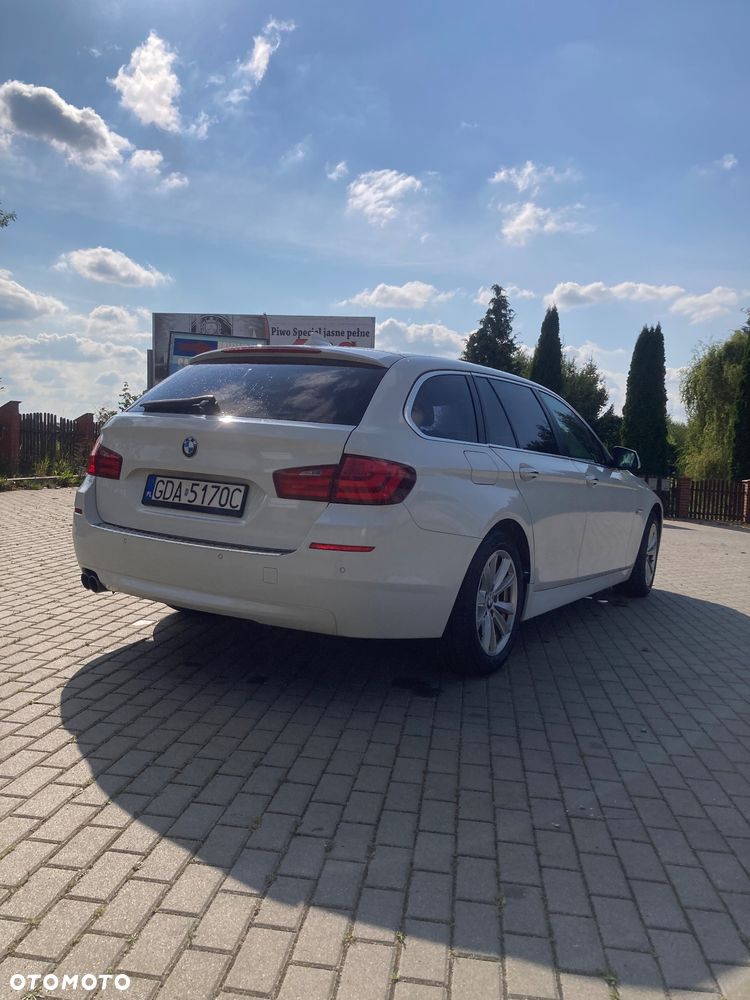 BMW Seria 5 523i Touring Sport-Aut - 5