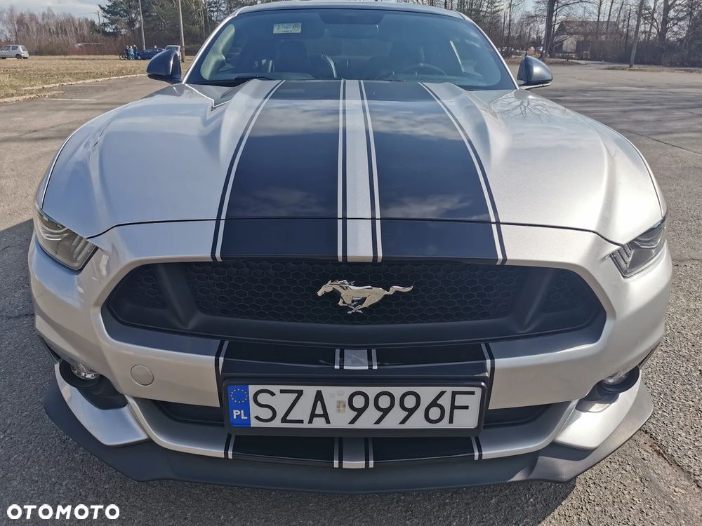 Ford Mustang - 6