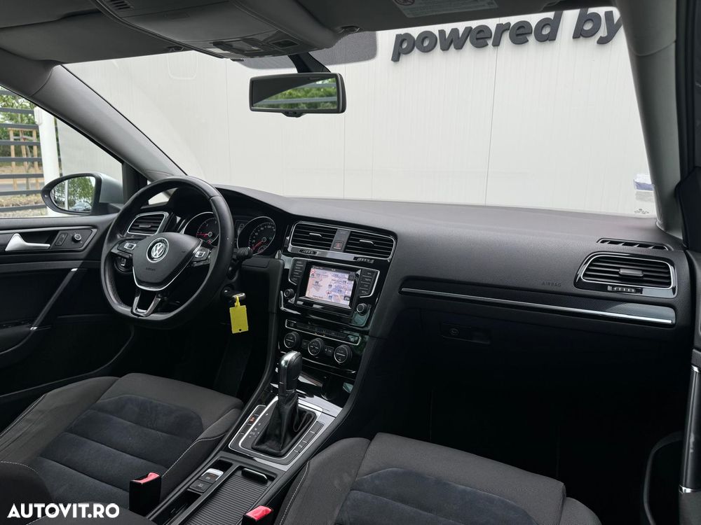 Volkswagen Golf 1.6 TDI DPF DSG Team - 5
