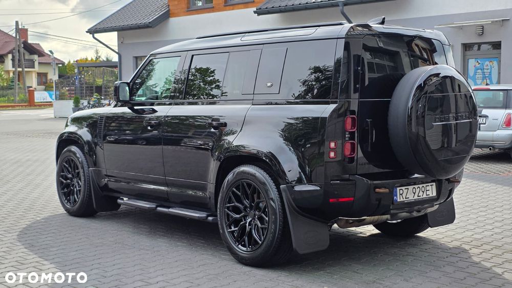 Land Rover Defender - 5