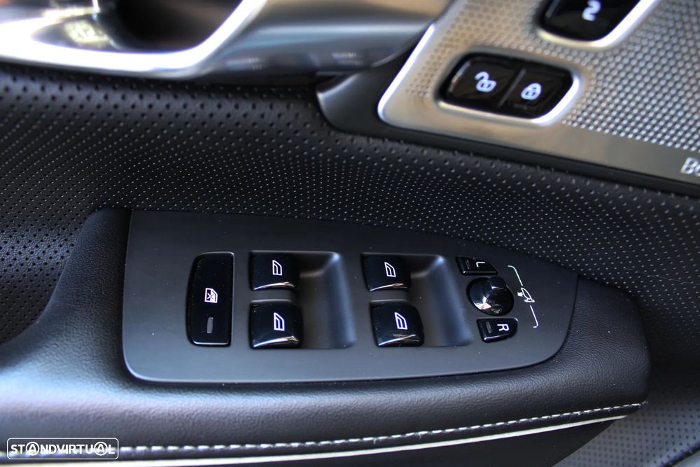 Volvo V90 D5 AWD Geartronic R Design - 45